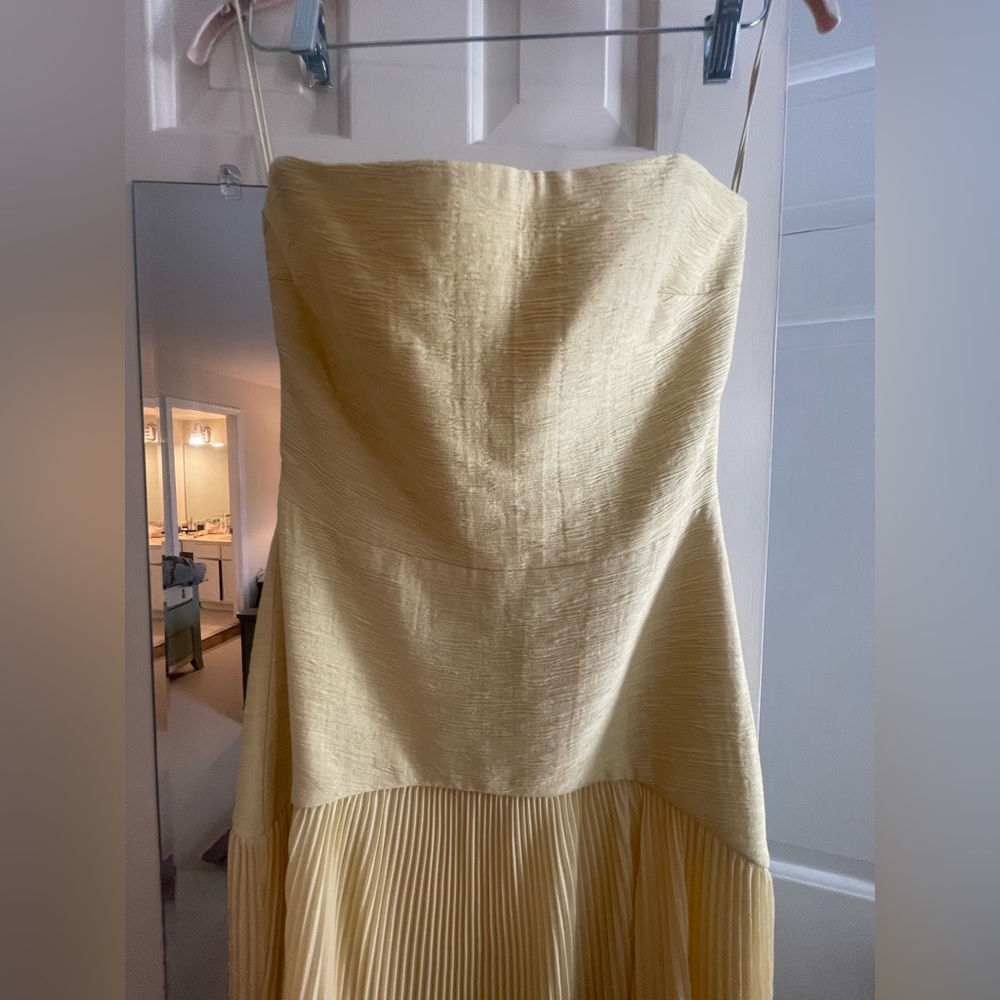 Alexis Strapless Pleated Yellow-Gold Evening Gown - Picture 6 of 13